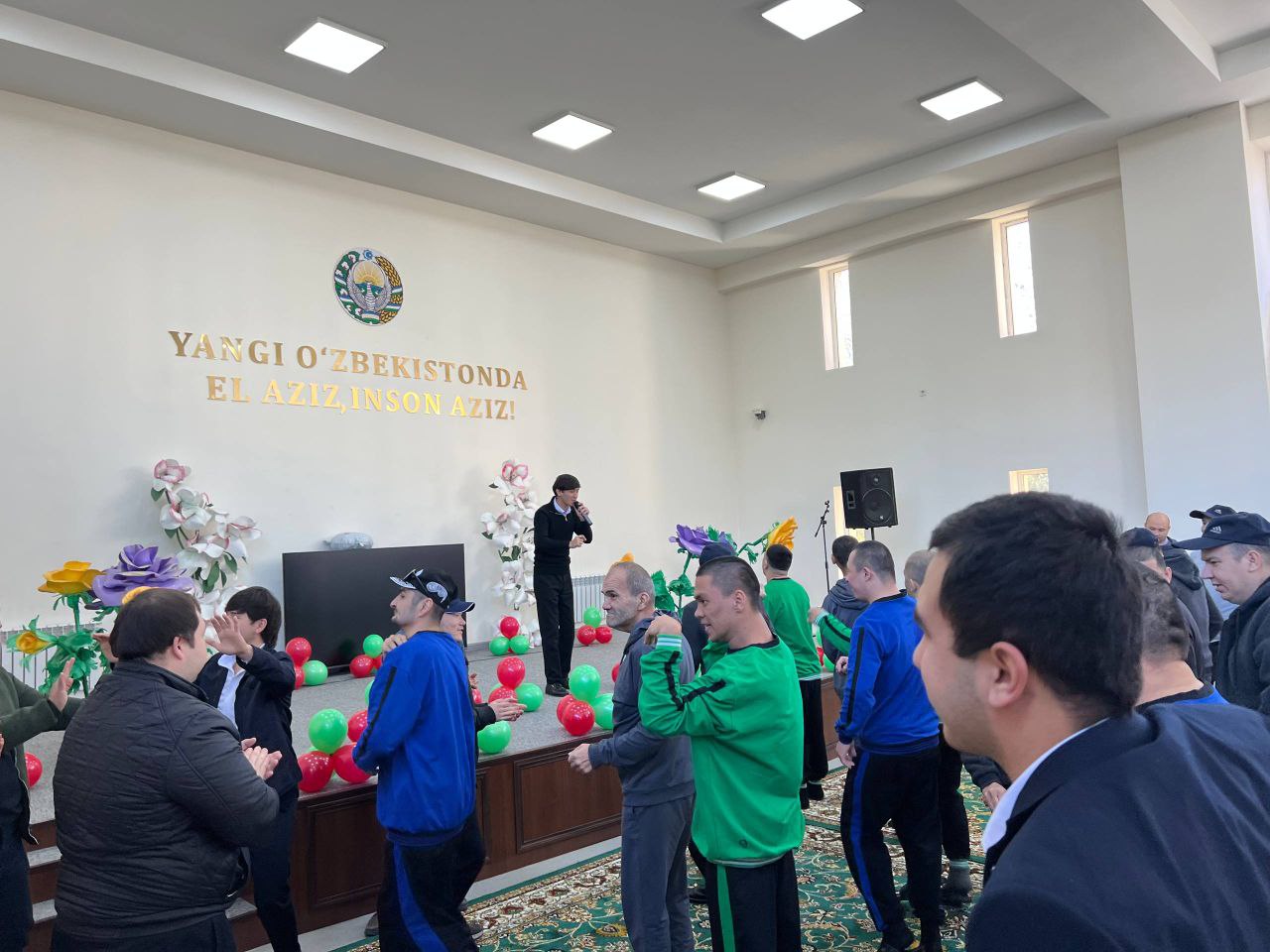 Toshkent arxitektura-qurilish universiteti "Muruvvat" nomli erkaklar internat uyida yashaydigan qariyalar va nogironligi bo‘lgan bemorlar holidan xabar oldilar